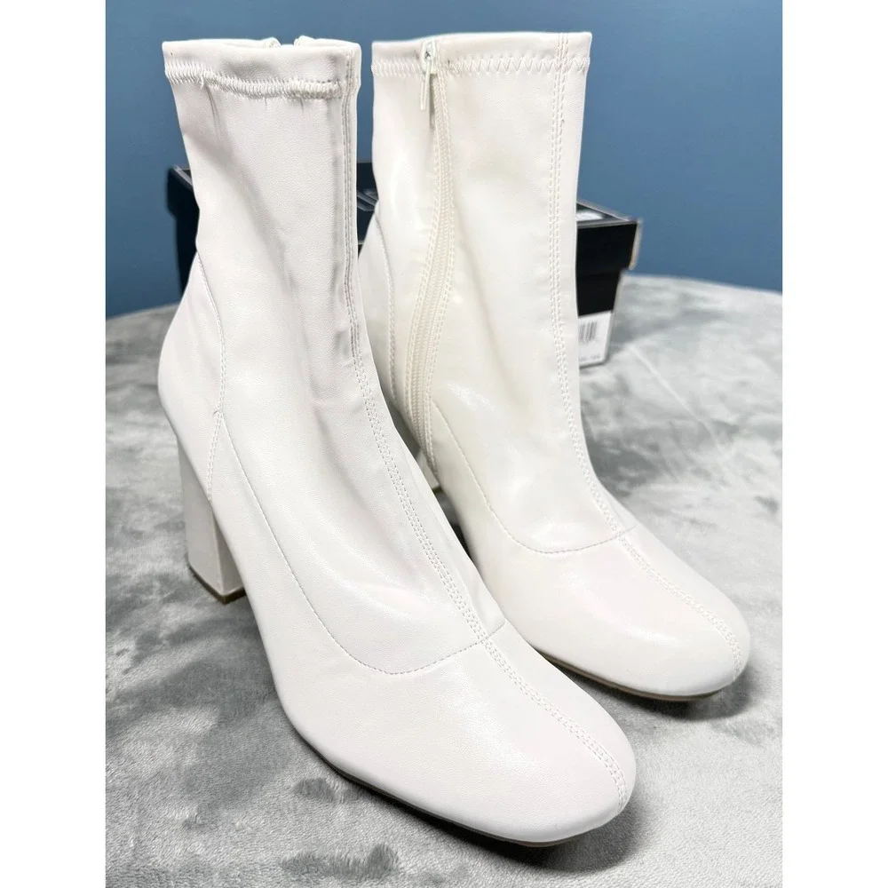 MIA Vickie P Boots Womens 10 White Stretch Sock Bootie Block Heel